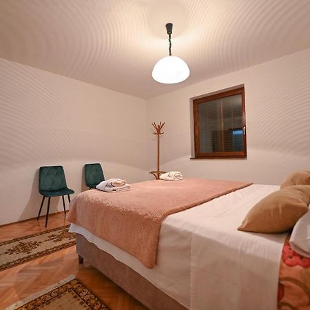 Apartman Oskar ポドゴリツァ エクステリア 写真