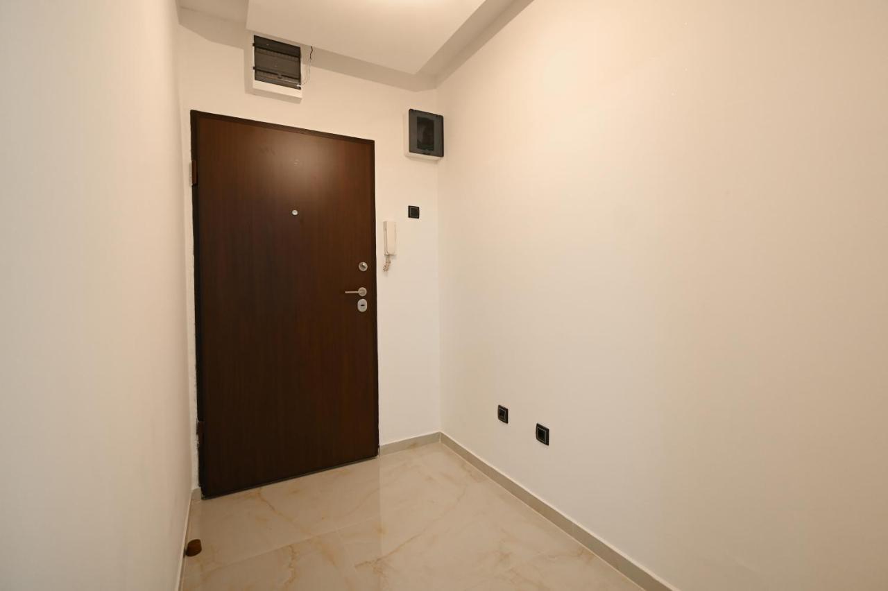Apartman Oskar ポドゴリツァ エクステリア 写真
