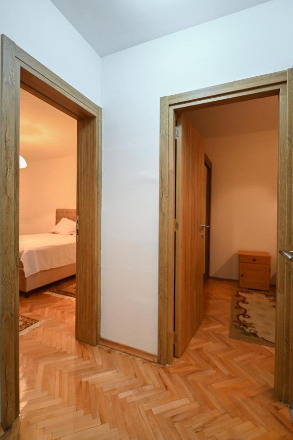 Apartman Oskar ポドゴリツァ エクステリア 写真